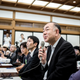 Zen Hack judge George Fujisawa from Hachi No Ki gives feedback to one of the presenting teams.